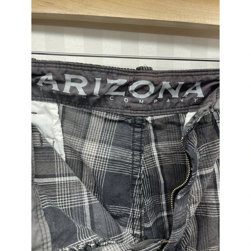 Arizona Cargo Shorts Mens Pockets Size 44 Black and Gray